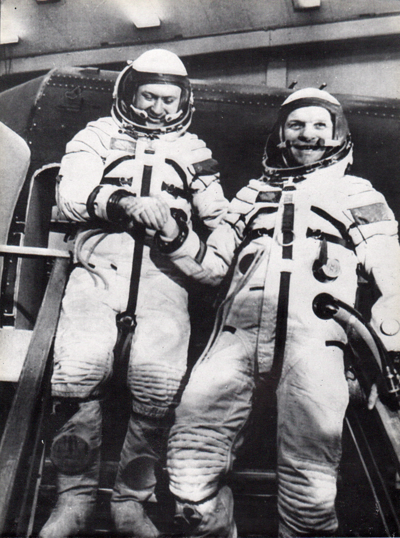 Illustration for article titled Rare Photos Of The Soviet Space Program From Gagarin To Intercosmos